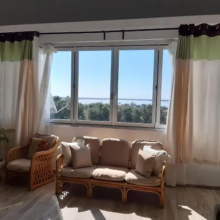 Casa De Mar Apartment *